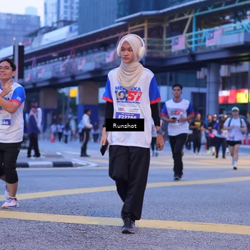 Runner Photo 5021314