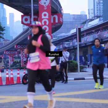 Runner Photo 5021318