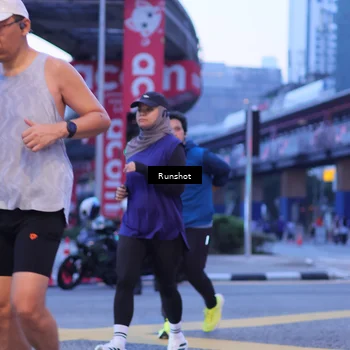 Runner Photo 5021348