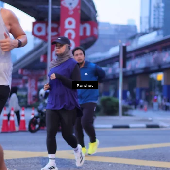Runner Photo 5021351