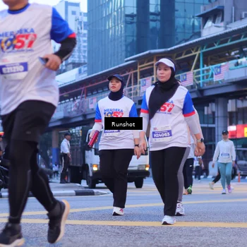 Runner Photo 5021597
