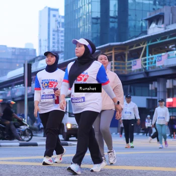 Runner Photo 5021624