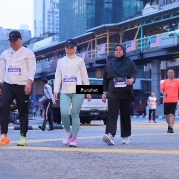 Runner Photo 5021672