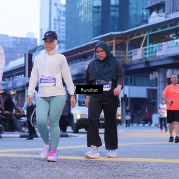 Runner Photo 5021687