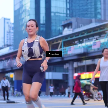 Runner Photo 5021800