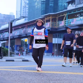 Runner Photo 5021834