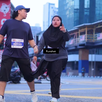 Runner Photo 5021870