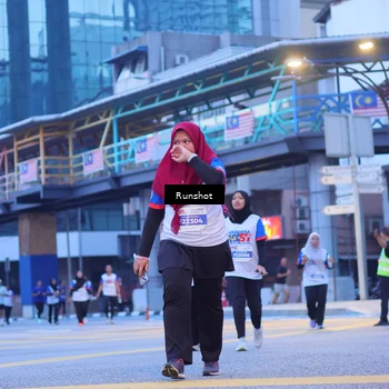 Runner Photo 5021994