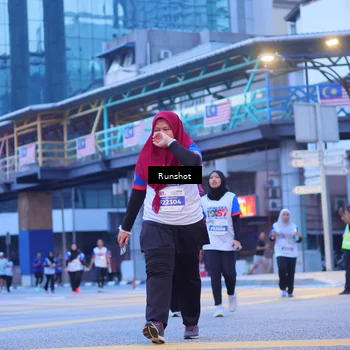 Runner Photo 5022042
