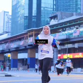 Runner Photo 5022056