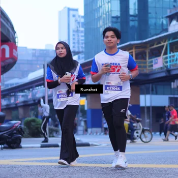 Runner Photo 5022103