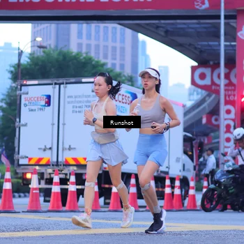 Runner Photo 5022201