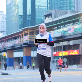 Runner Photo 5022420
