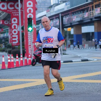 Runner Photo 5022630