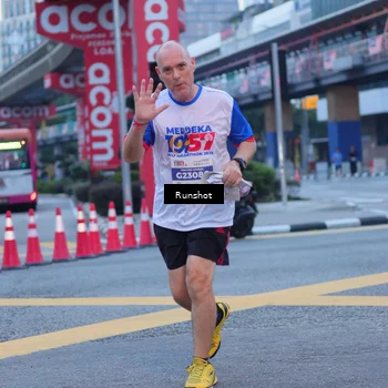 Runner Photo 5022636