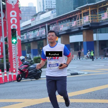 Runner Photo 5022901