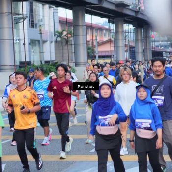 Runner Photo 5023006