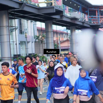 Runner Photo 5023015