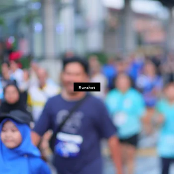Runner Photo 5023055