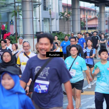 Runner Photo 5023060