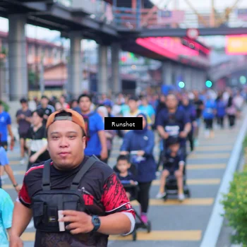 Runner Photo 5023085