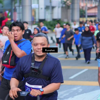 Runner Photo 5023131