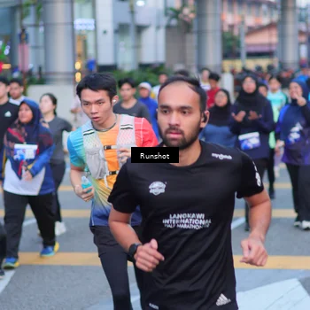 Runner Photo 5023151