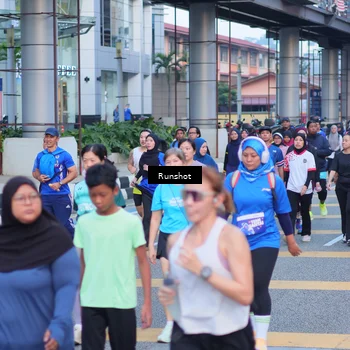 Runner Photo 5023204
