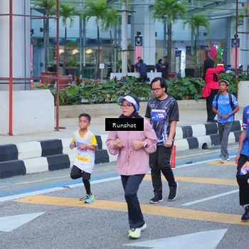 Runner Photo 5023260