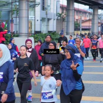 Runner Photo 5023276