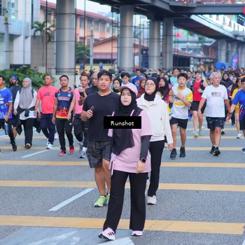 Runner Photo 5023310