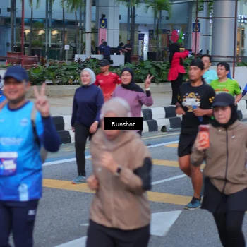 Runner Photo 5023390