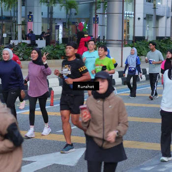 Runner Photo 5023395