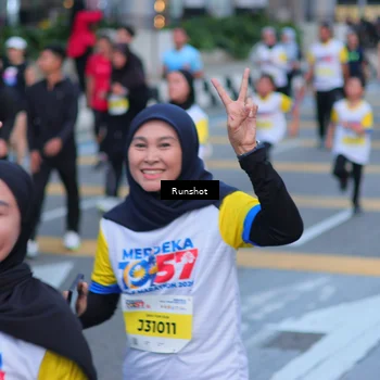 Runner Photo 5023796