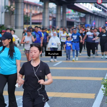 Runner Photo 5024007