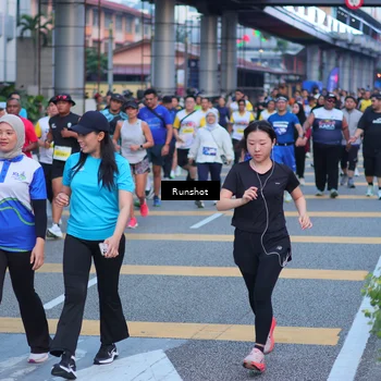Runner Photo 5024008