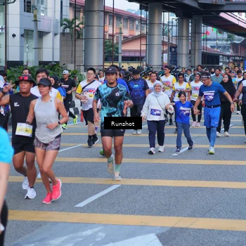 Runner Photo 5024015