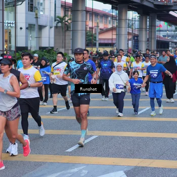 Runner Photo 5024024