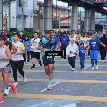 Runner Photo 5024025