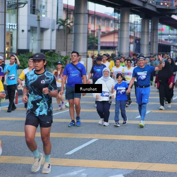 Runner Photo 5024036