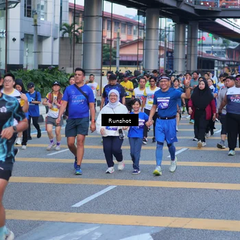 Runner Photo 5024041