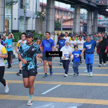 Runner Photo 5024044