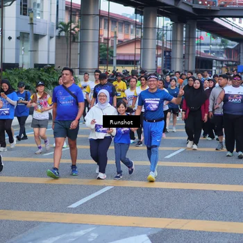 Runner Photo 5024055