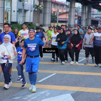 Runner Photo 5024071