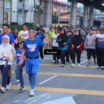 Runner Photo 5024073