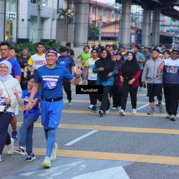 Runner Photo 5024075