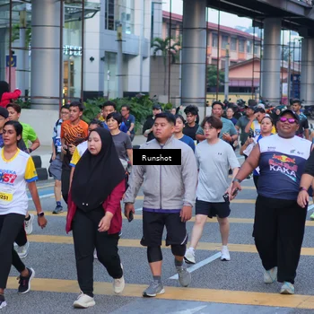 Runner Photo 5024137