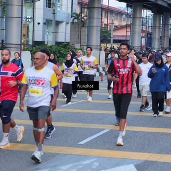 Runner Photo 5024165