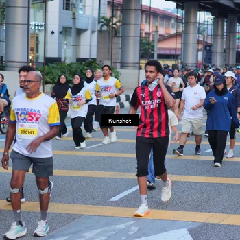 Runner Photo 5024171