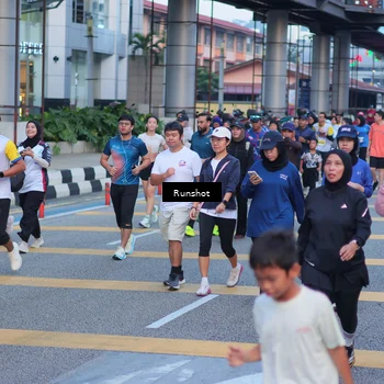 Runner Photo 5024185
